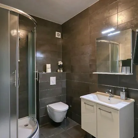 Cardo Apartman *